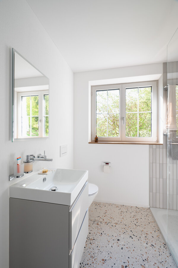 Stilvoller Innenausbau mit HPL und Terrazzo 5