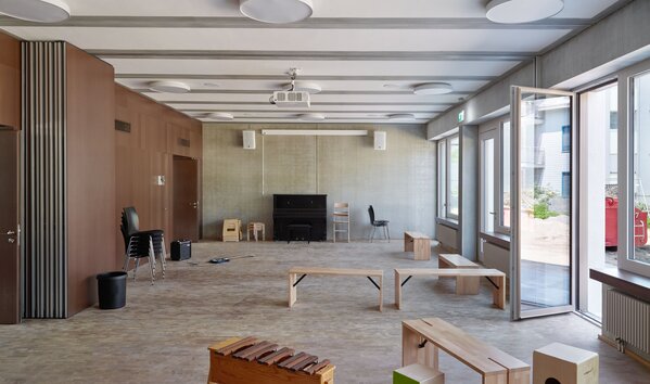 Heilpädagogische Schule 10