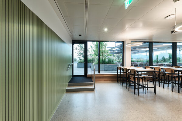 Inselspital Bern - Anna-Seiler-Haus 6
