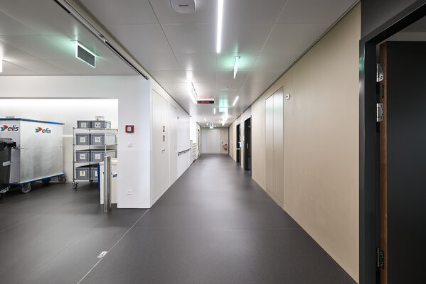 Inselspital Bern - Anna-Seiler-Haus 10