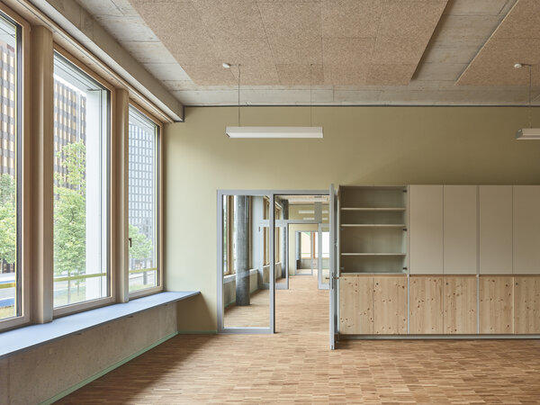 Schulanlage Thurgauerstrasse 3