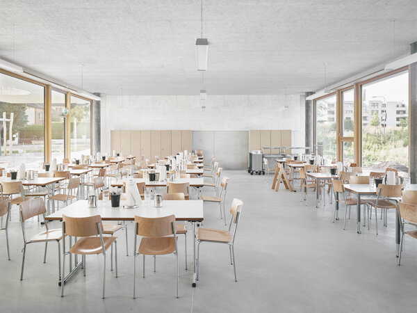 Schulanlage Thurgauerstrasse 5