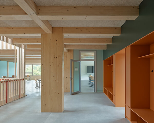 Schulanlage Muoshof 3