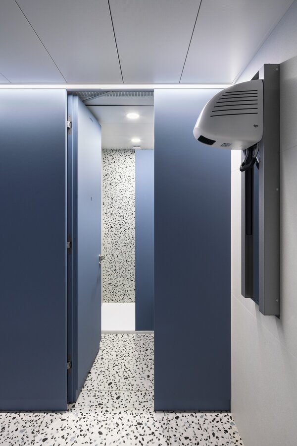 Eidgenössische Technische Hochschule Lausanne 4