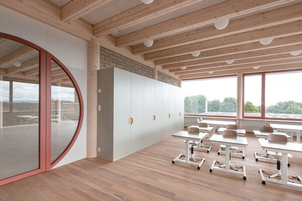 École et jardin d'enfants 3