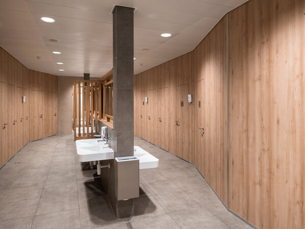 Kundentoiletten Migros 2